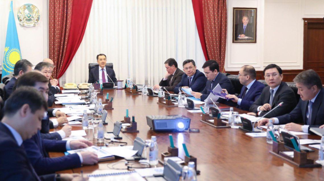 ۇكىمەتتە «ەكسپو-2017» نىساندارىن پايدالانۋ ماسەلەلەرى بويىنشا كەڭەس ءوتتى