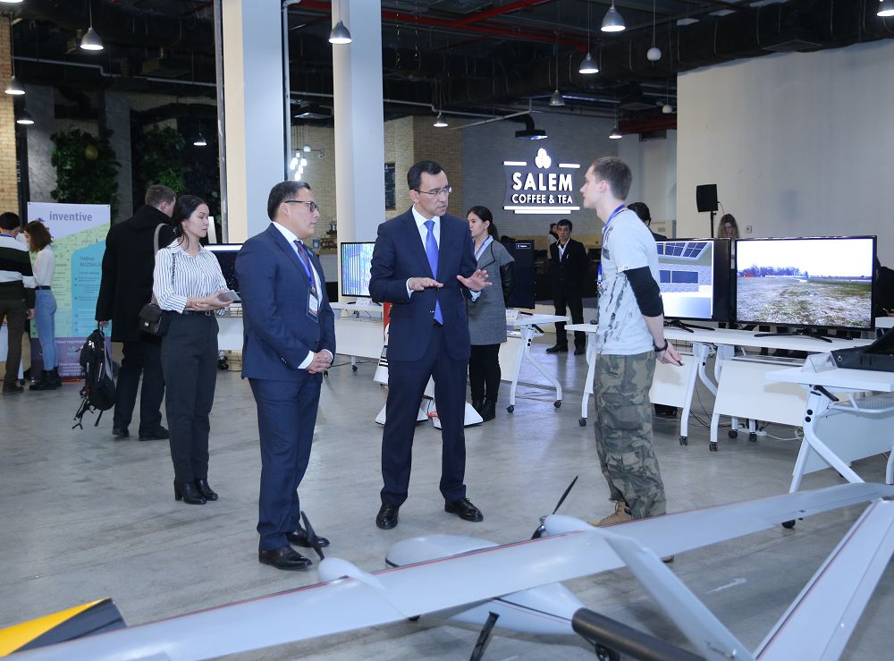 ماۋلەن اشىمباەۆ ىسساپارمەن الماتى قالاسىندا بولدى