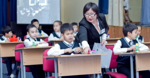 مۇعالىمنىڭ كاسىبي مارتەبەسى قالاي قالىپتاسپاق؟