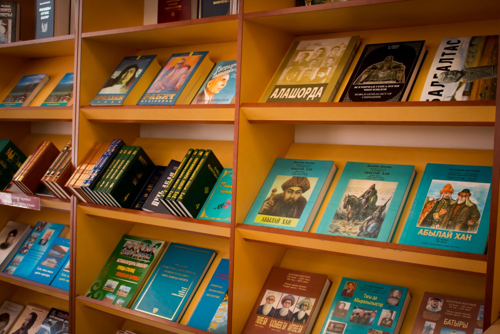 وڭايگۇل تۇرجان. اۋدارماسىز قازاق كىتابىنىڭ قورى ازايادى