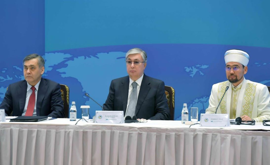 ق. توقاەۆ مۇسىلمان عۇلامالارىن دوگماتيزمگە, راديكاليزمگە جانە ەكسترەميزمگە قارسى بىرىگۋگە شاقىردى