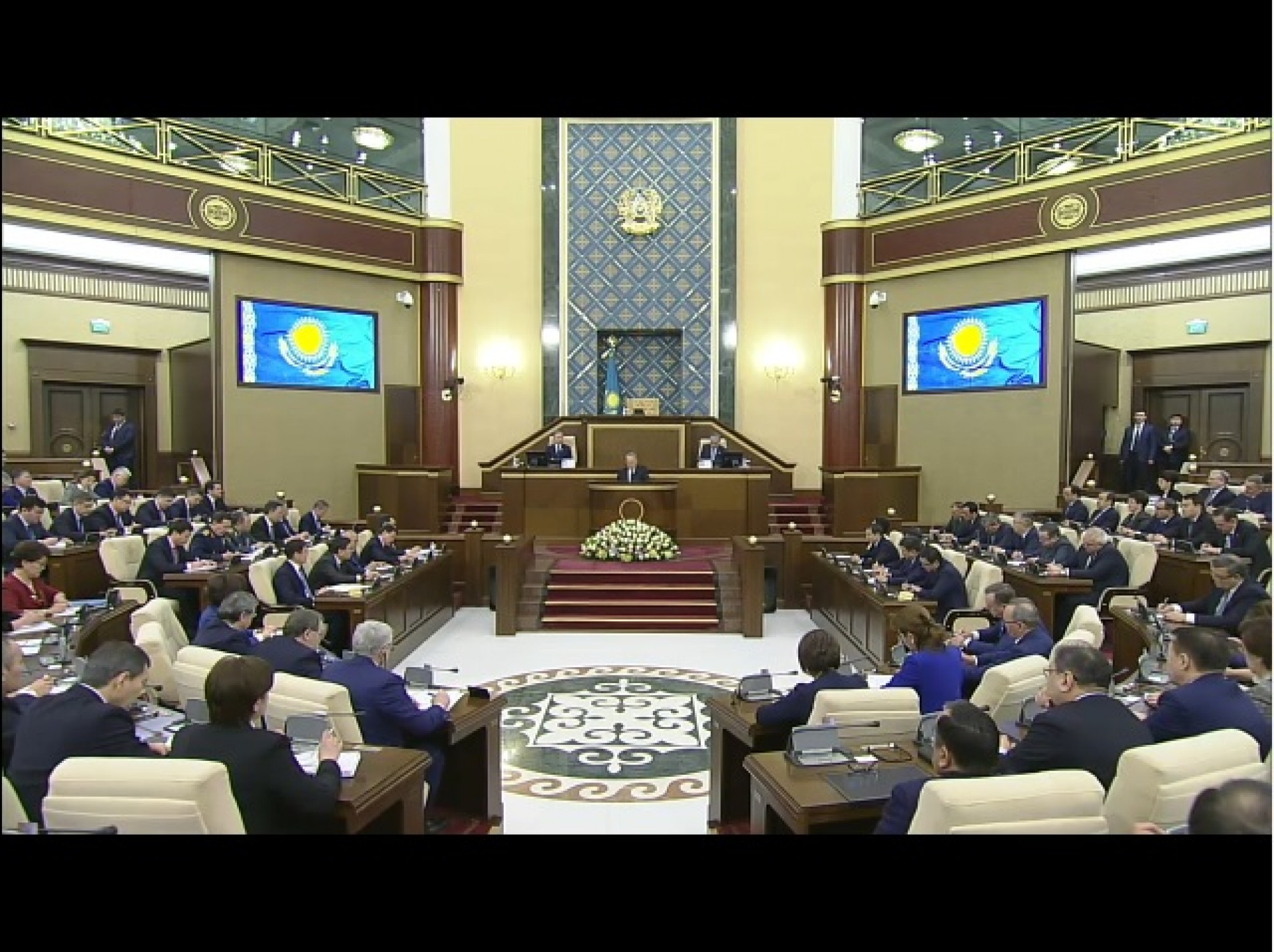 مەملەكەت باسشىسى «7-20-25» يپوتەكالىق باعدارلاماسىن ۇسىندى