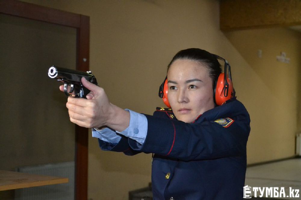 مەرگەن قىزدار