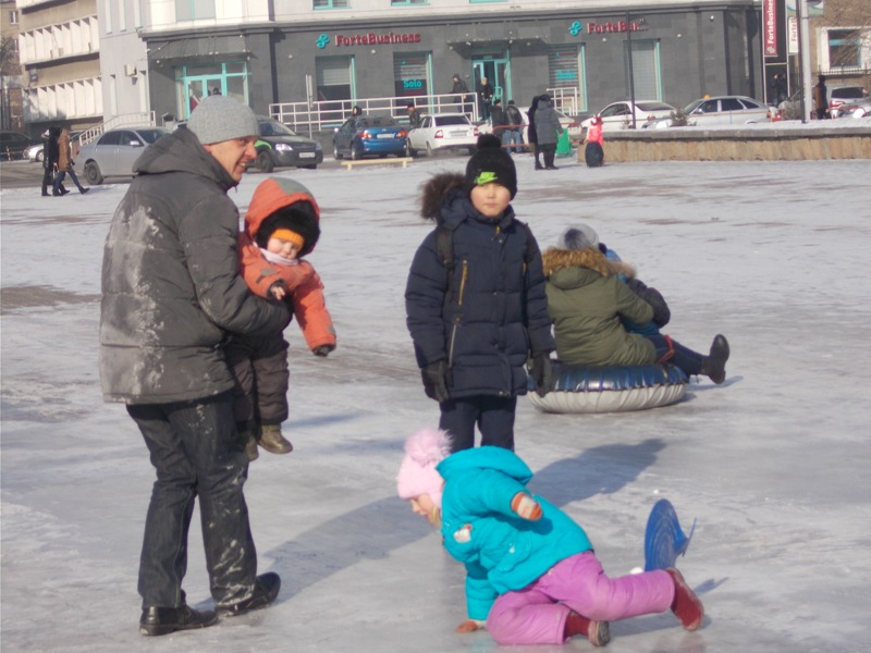 كوكتايعاقتان ابايلاڭىز!