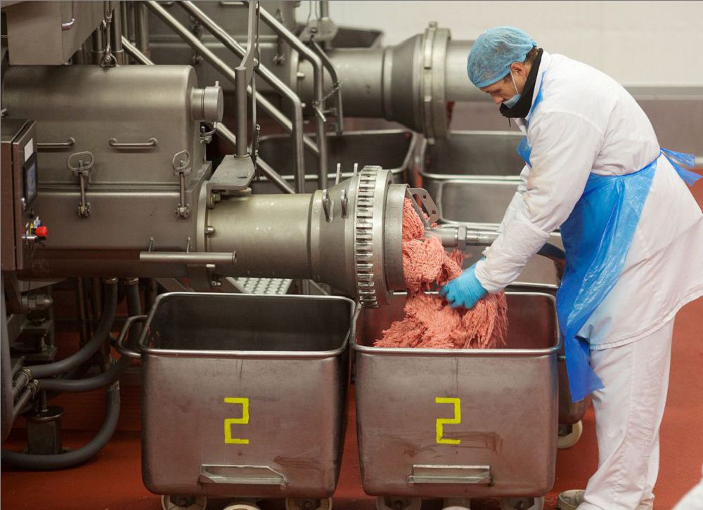 
ەكى بىردەي ەت وڭدەۋ كومبيناتى سالىنادى