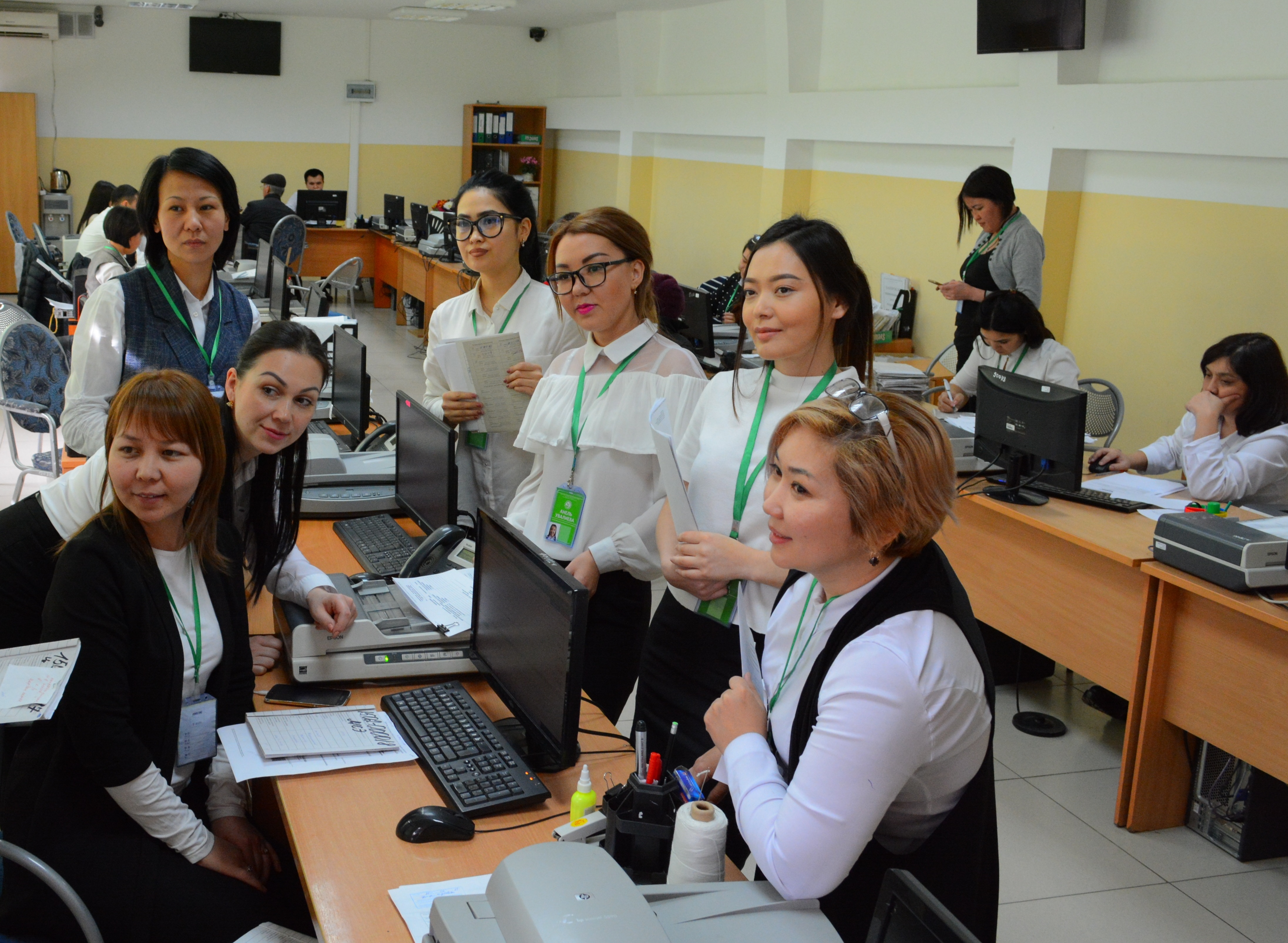 الەۋمەتتىك توپ ساناتىنا 37 قىز-كەلىنشەك ونەگەلى قىزمەت كورسەتەدى
