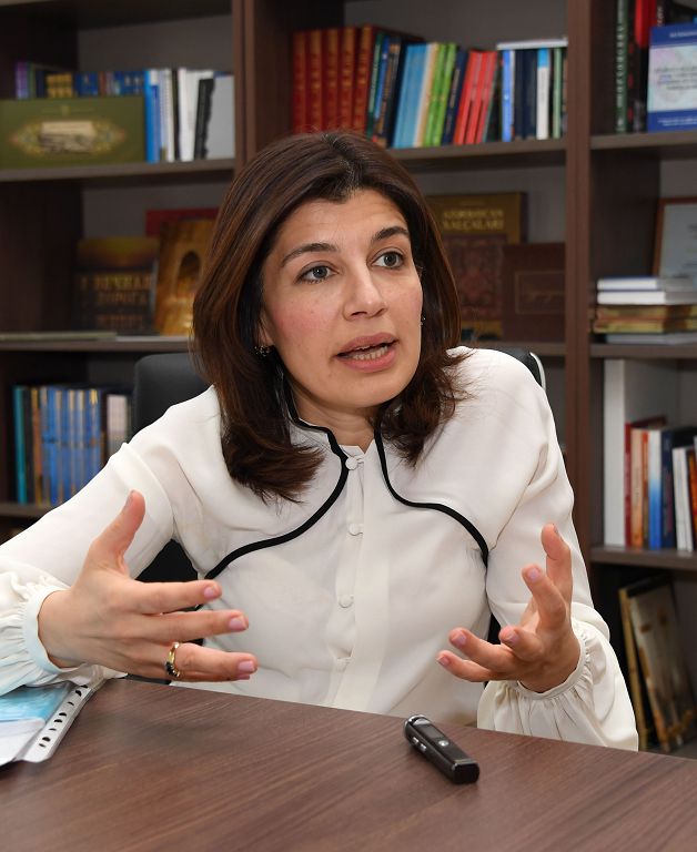 گۇنەي ەفەنديەۆا: تۇركى الەمىن بىرىكتىرەتىن قادام
