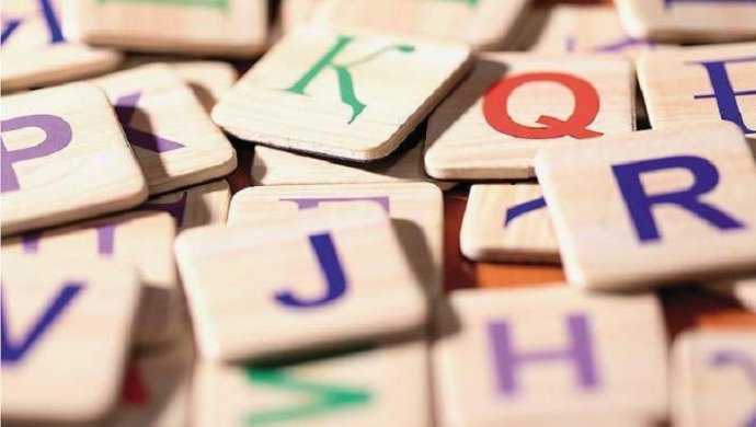 مۇرات باقتيار ۇلى: لاتىن ءالىپبيى بارشا قازاقستاندىقتاردى قامتۋى ءتيىس
