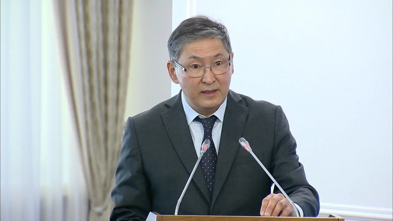 ەرلان ساعاديەۆ: ەلىمىزدە ينفورماتيكا ءپانى ءبىرىنشى سىنىپتان باستاپ وقىتىلۋى مۇمكىن
