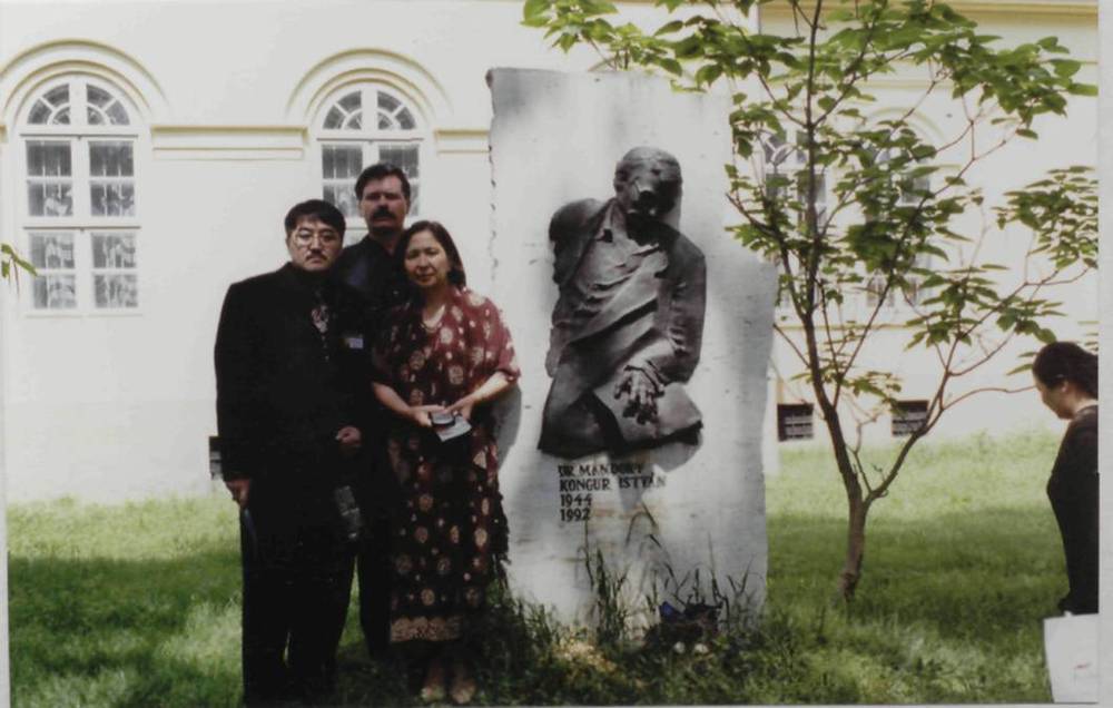 سىرتقى ىستەر مينيسترلىگىنىڭ قىزمەتكەرلەرى وڭايشا ماندوكيمەن كەزدەستى