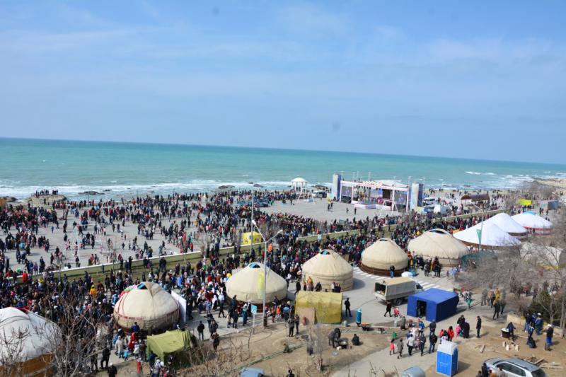 دۋماندى شارالار تەڭىز جاعالاۋىندا ءوتتى