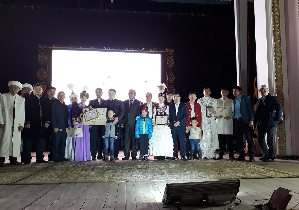 وسكەمەندە «ناۋرىز ايى كەلگەندە...» اتتى اقىندار ايتىسى ءوتتى