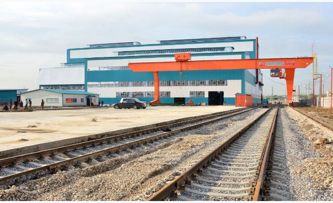 باقىتجان ساعىنتاەۆ وڭتۇستىك وڭىردەگى بولات بليۋم شىعاراتىن العاشقى زاۋىتقا باردى

