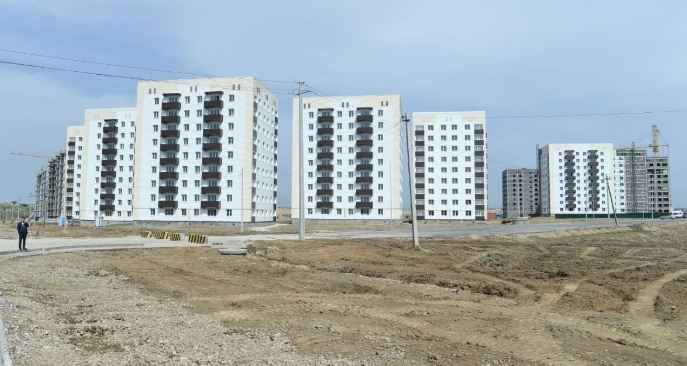 «نۇرلى جەر»: ب. ساعىنتاەۆ شىمكەنتتە مەملەكەتتىك باعدارلاما اياسىندا سالىنىپ جاتقان تۇرعىن الابىنا باردى

