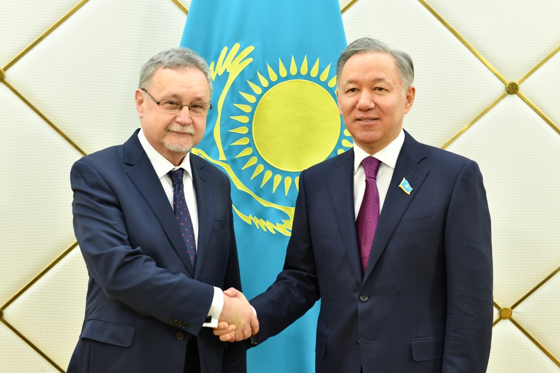 نۇرلان نىعماتۋلين پولشا ەلشىسىن قابىلدادى

