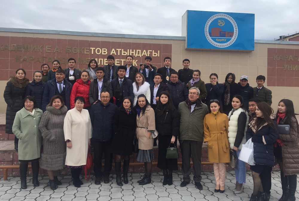 قاراعاندىدا ستۋدەنتتەر اراسىندا وليمپيادا ءوتىپ جاتىر