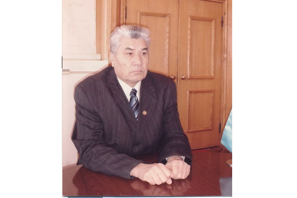 كولقامىستاعى قايراتكەر اقساقال. كاكىمجان كاربوزوۆ تۋرالى