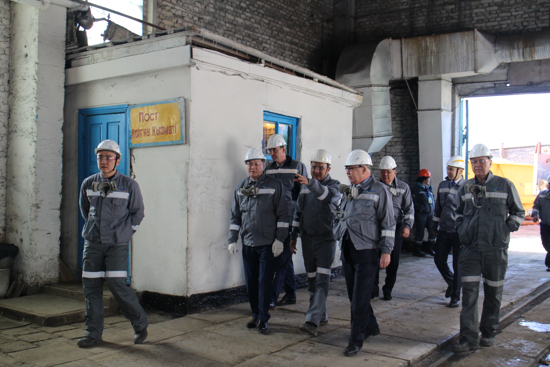 دەپۋتاتتار بالقاشتاعى وزەكتى ماسەلەلەرمەن تانىستى