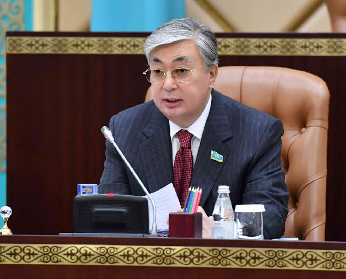 توقاەۆ مىندەتتى ساقتاندىرۋدى ەنگىزۋدە بۇرىنعى ءساتسىز تاجىريبەنى ەستەن شىعارماۋدى ەسكەرتتى