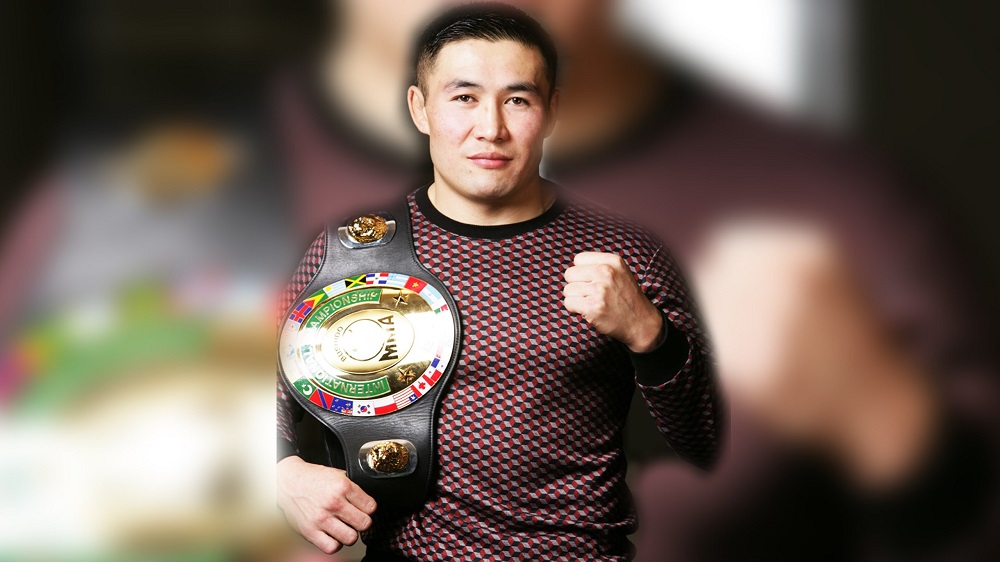 بىلىمدىمەن دوس بولساڭ... الماتىدا ارداق نازاروۆپەن كەزدەسۋ ءوتتى