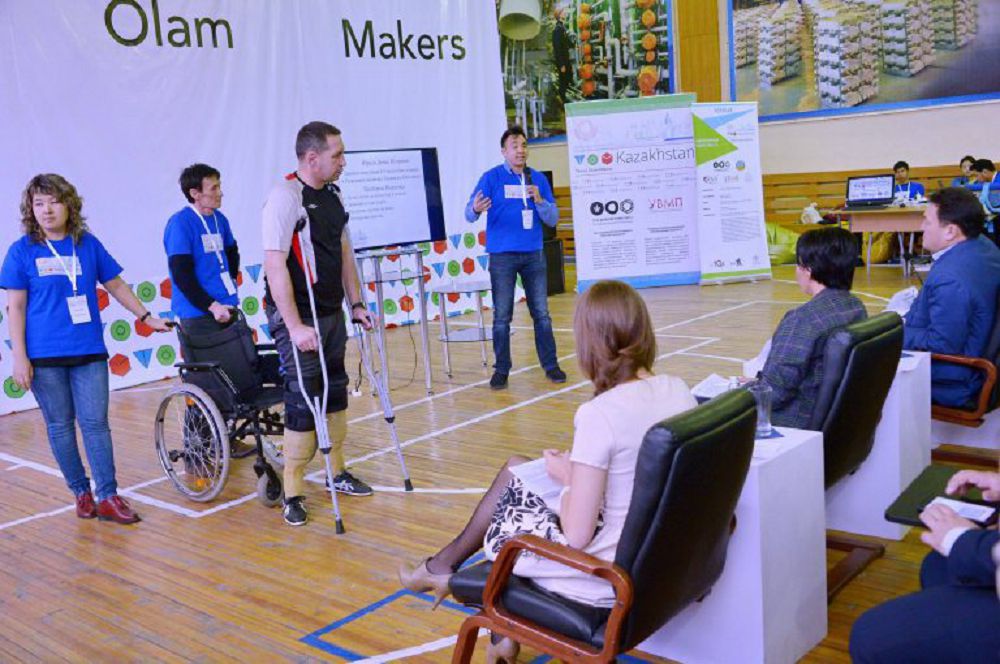 توم  Kazakhstan: جاۋاپتى ءىس, جاقسى ناتيجە
