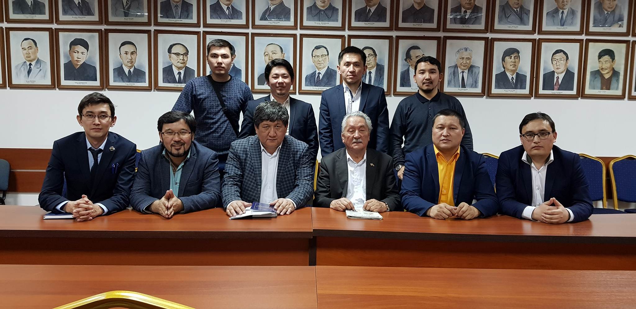 «ءتور» ادەبي كلۋبىنىڭ ءۇشىنشى وتىرىسى ءوتتى