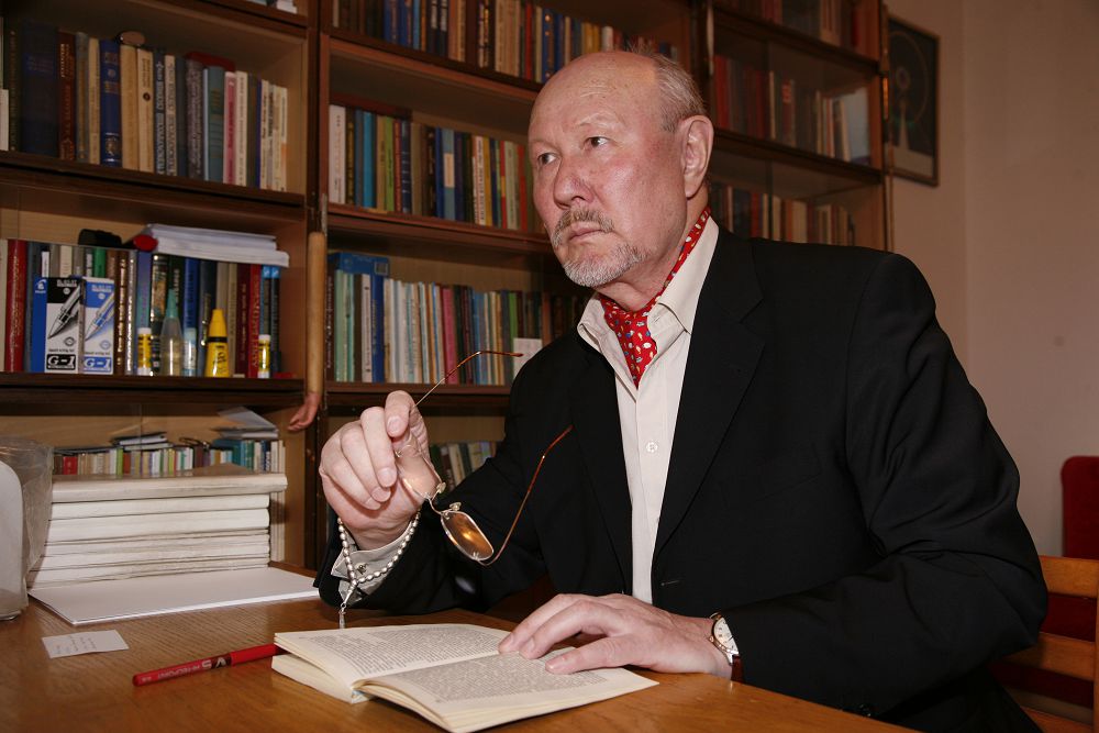 اقسەلەۋ اعانىڭ التىن اسىعى