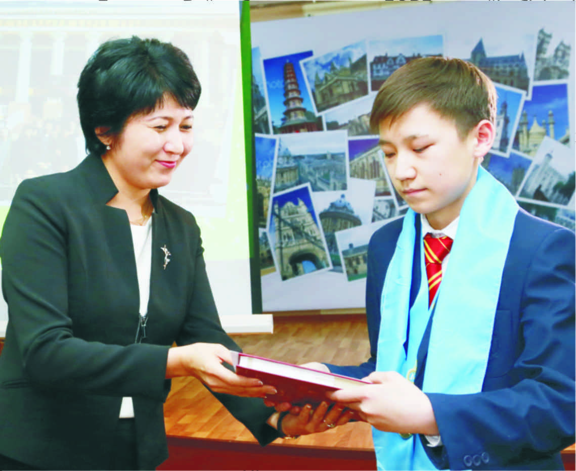 سولتۇستىك قازاقستاندا مەكتەپ وقۋشىلارىنىڭ فورۋمى ءوتتى