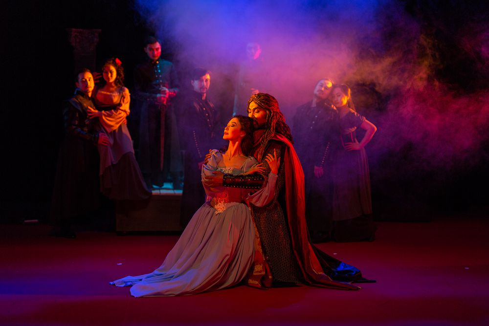 ماحاببات پەن عاداۋات