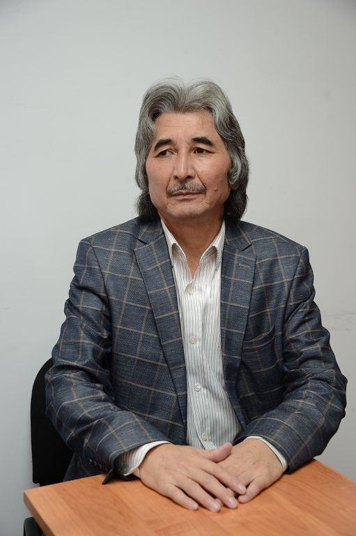 كوزمەرگەن كاريكاتۋراشى ايداربەك عازيز ۇلى
