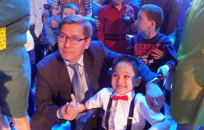 ساتباەۆ قالاسىندا 45 بالاعا 50 مىڭ تەڭگەدەن تابىس ەتىلدى