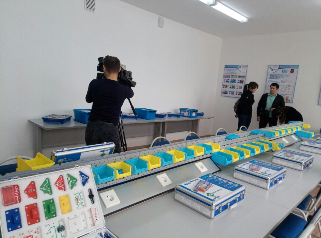 قوستاناي وبلىسىندا 21-ءشى تسيفرلى  تەحنولوگيالىق IT كابينەت اشىلدى