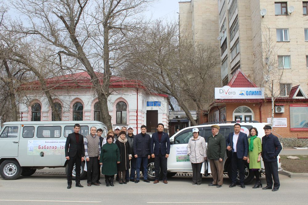 «عاسىرلار قويناۋىنان جەتكەن بابالار ءۇنى» اتتى ەكسپەديتسيا التىنجارعا جول تارتتى