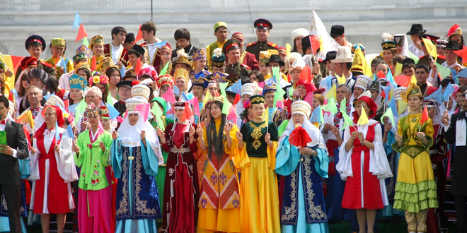 «قازاق ەلى» مونۋمەنتى الدىندا مەرەكەلىك كونتسەرت پەن ۇلتتىق سپورت ويىندارىنان سايىس وتەدى