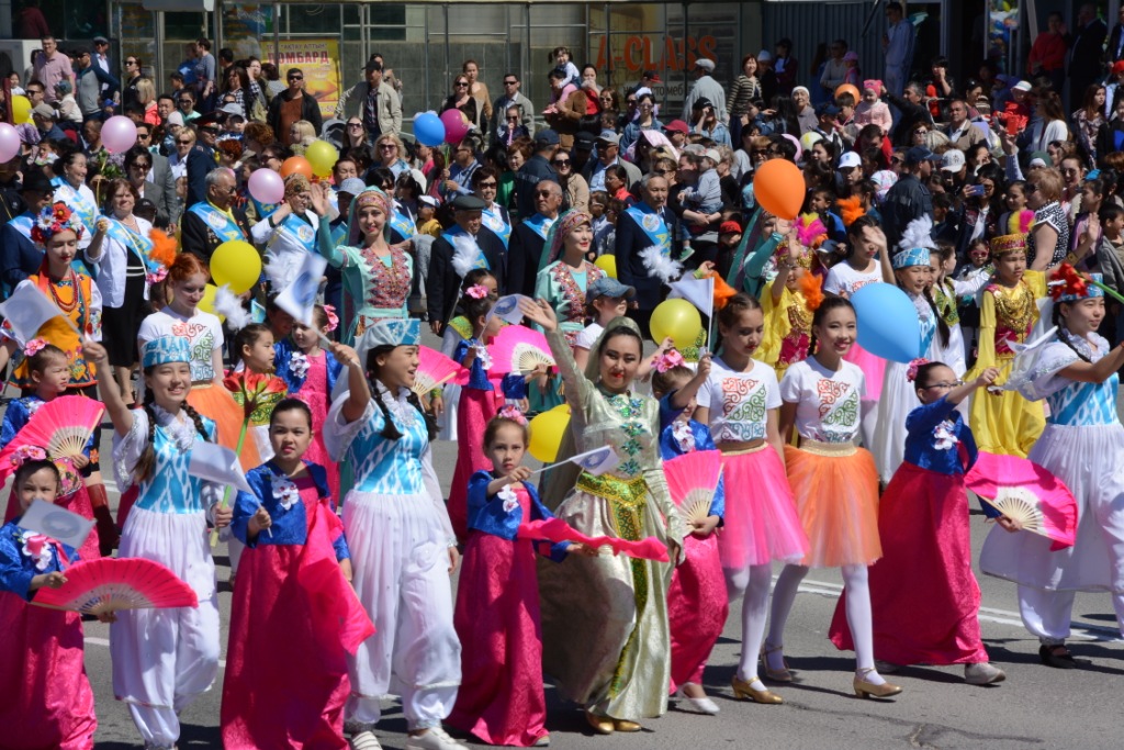 ماڭعىستاۋلىقتار وتان قورعاۋشىلار كۇنىنە قىزۋ دايىندالۋدا