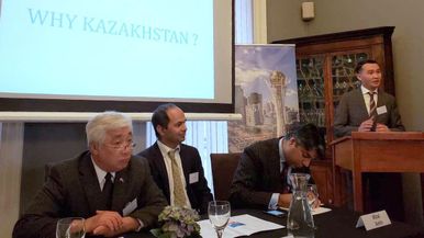 لوندوندا قازاقستان-بريتان ينۆەستيتسيالىق جوبالارىن دامىتۋ ماسەلەلەرى تالقىلاندى