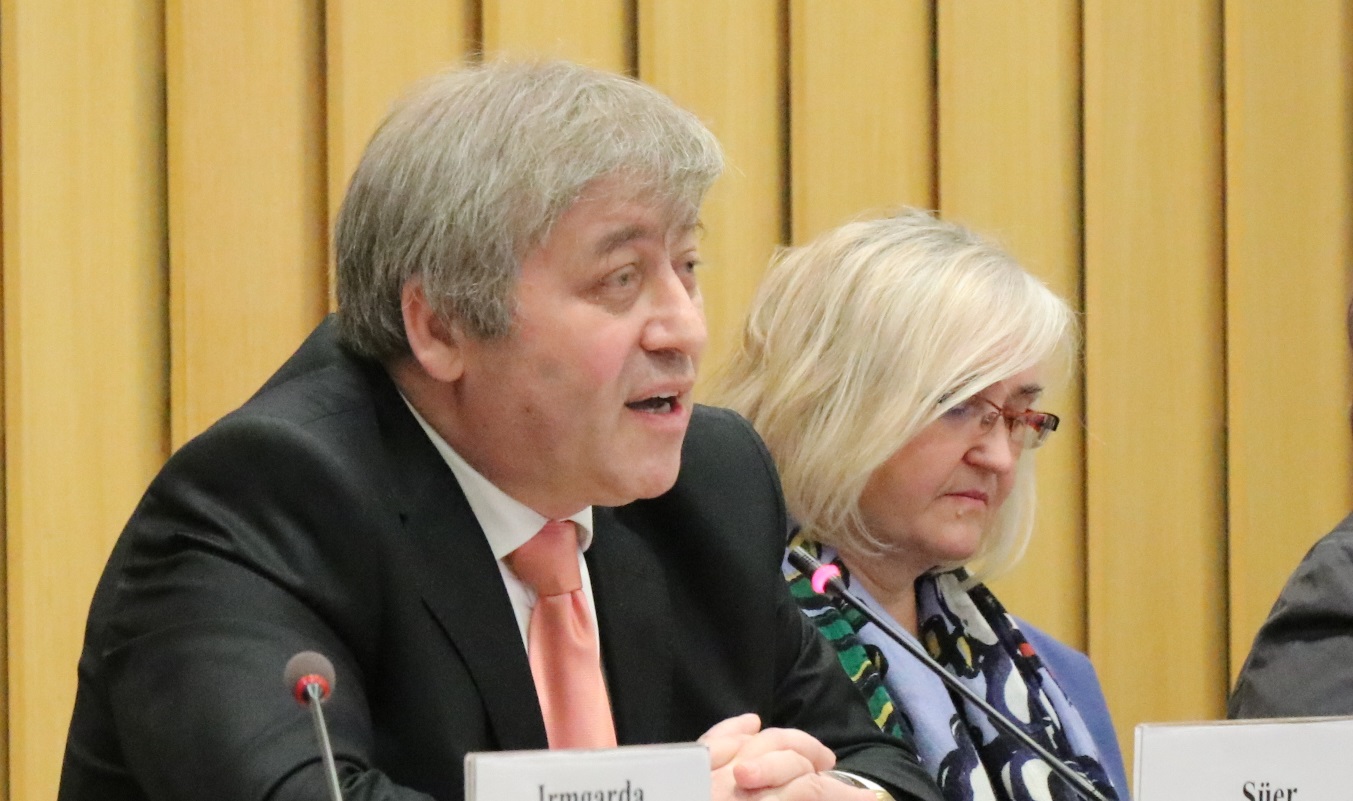 سۇيەر ەكەر: «رۋحاني جاڭعىرۋ» ‒ تۇركى الەمىنە ايتىلعان ۇندەۋ