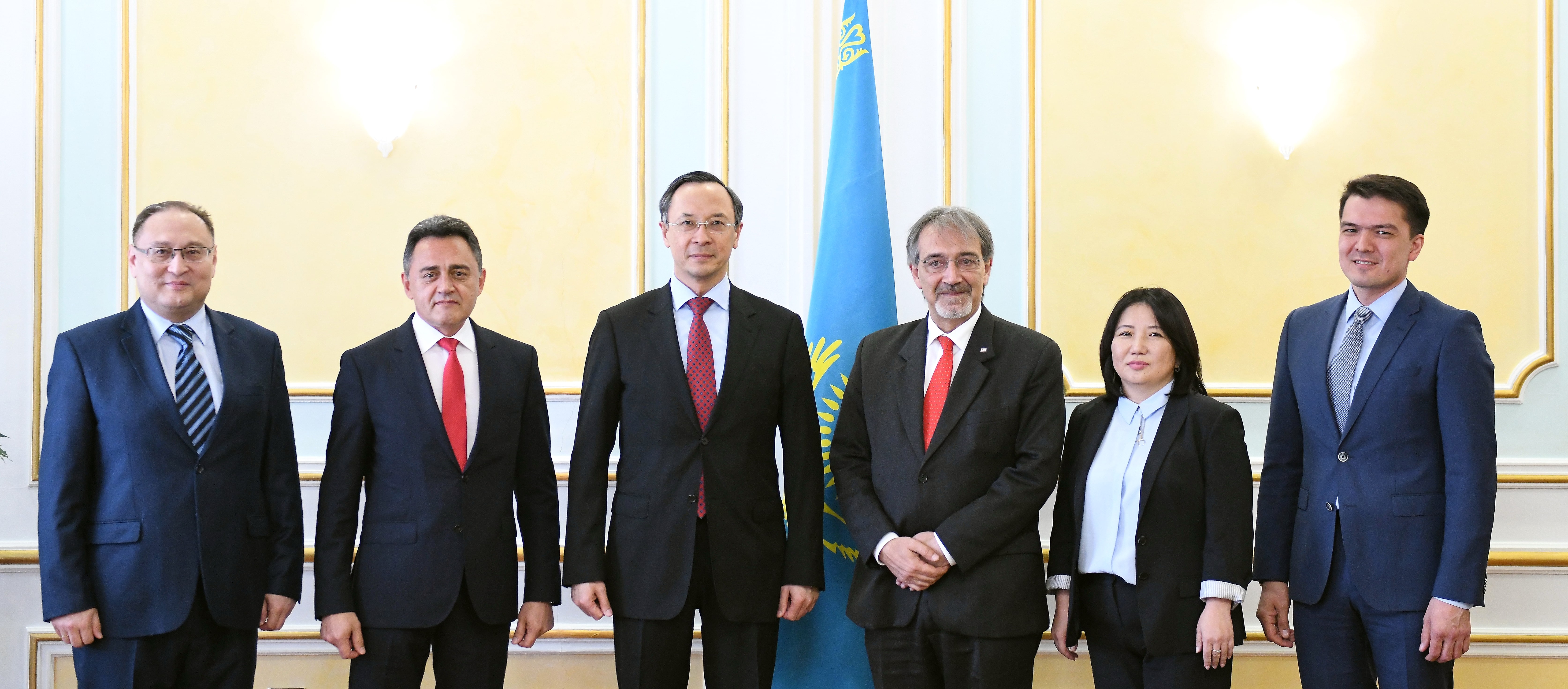 ق. ءابدىراحمانوۆ قىزىل كرەست جانە قىزىل جارتى اي حالىقارالىق قوعام فەدەراتسياسىنىڭ پرەزيدەنتىن قابىلدادى