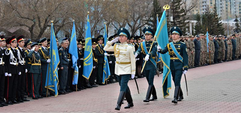 ايبىندى اسكەر – ەل تىرەگى
