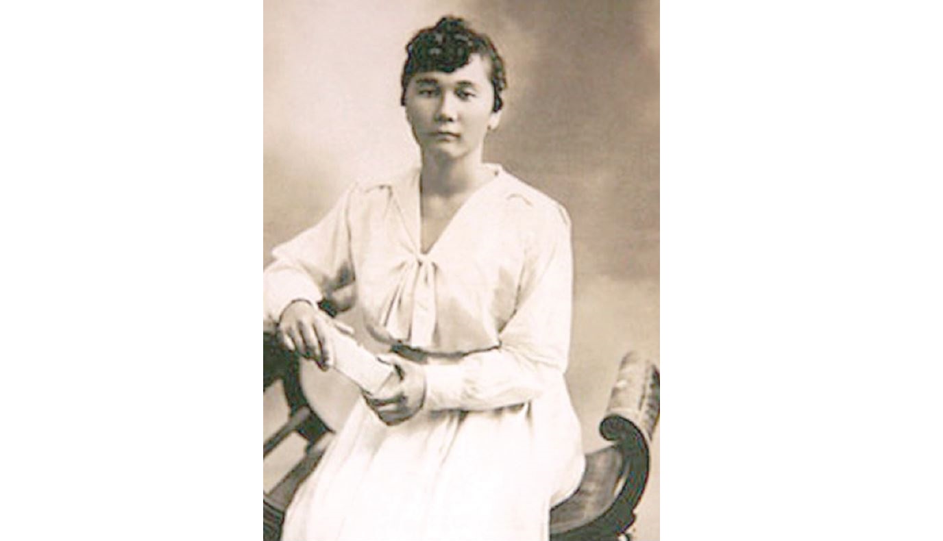 قازاقتىڭ ءبىرتۋار قىزى – ءلاتيپا مۇڭايتپاسقىزى