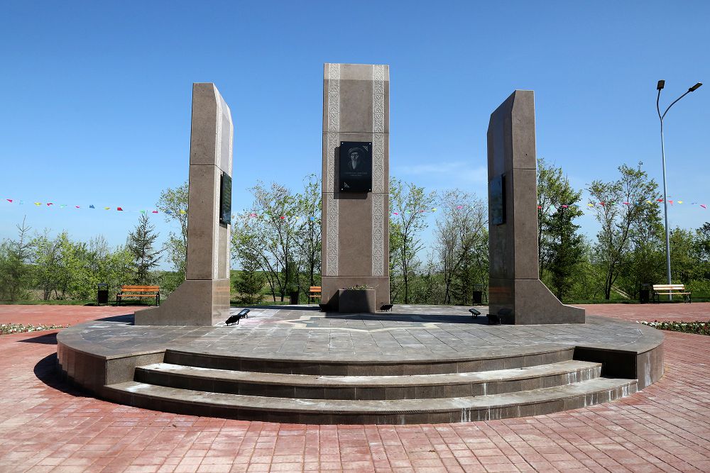 باتىردىڭ رۋحىنا قۇرمەت كورسەتىلدى