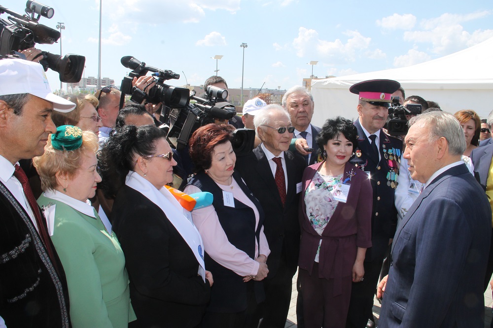 ەلباسى باتىس قازاقستان وبلىسىنا جۇمىس ساپارمەن باردى