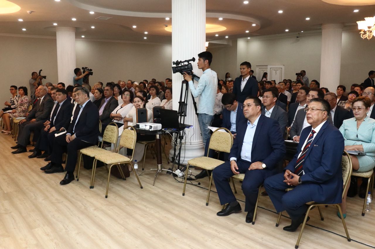 اتىراۋدا ۇەۇ مەن مەملەكەتتىك ورگاندار  اراسىندا ءوزارا بايلانىس ورناتاتىن ازاماتتىق ورتالىق اشىلدى