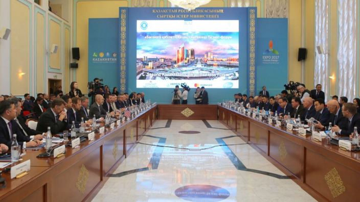 اسقار مامين «باسەكەگە قابىلەتتى قازاقستان» اتتى ءىى قازاقستاندىق-امەريكالىق بيزنەس-فورۋم جۇمىسىن اشتى