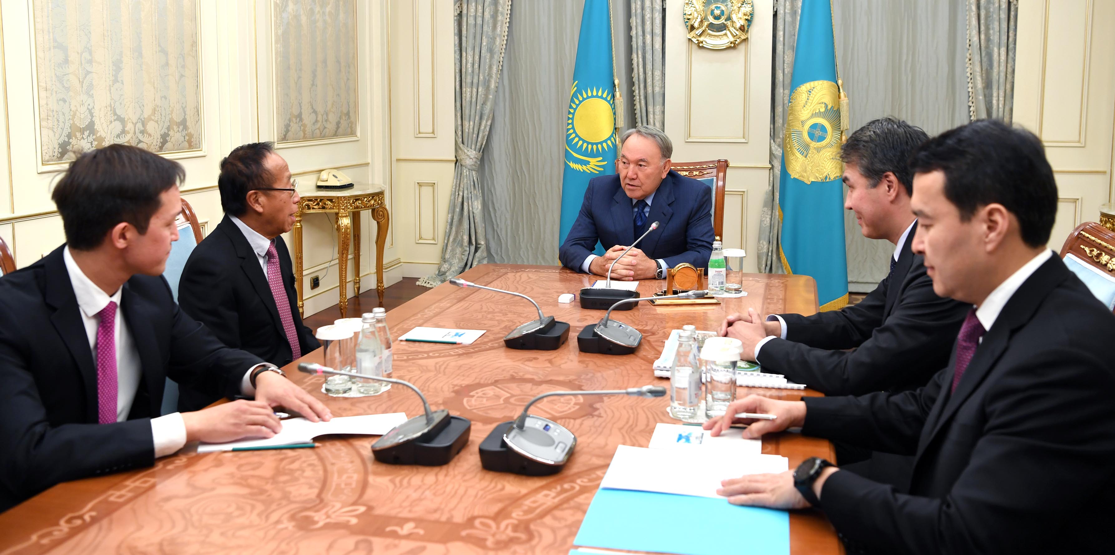 ەلباسى «Hotel Properties Limited» كومپانياسىنىڭ نەگىزىن قالاۋشى ونگ بەنگ سەنگپەن كەزدەستى