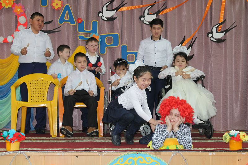 بالعىندارعا ءۇمىت سىيلايتىن ورتالىق