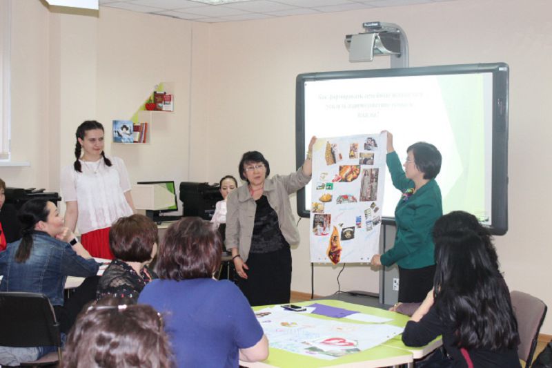 الماتىداعى نازارباەۆ زياتكەرلىك مەكتەبىندەگى جالپىۇلتتىق اتا-انالار جينالىسى 