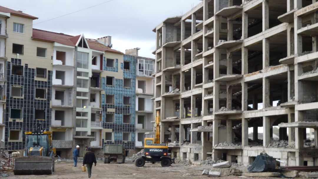 «بەسوبا» تۇرعىن ءۇي كەشەنىنە قاتىسى بارلارعا سوت قورىتىندى شەشىم شىعاردى