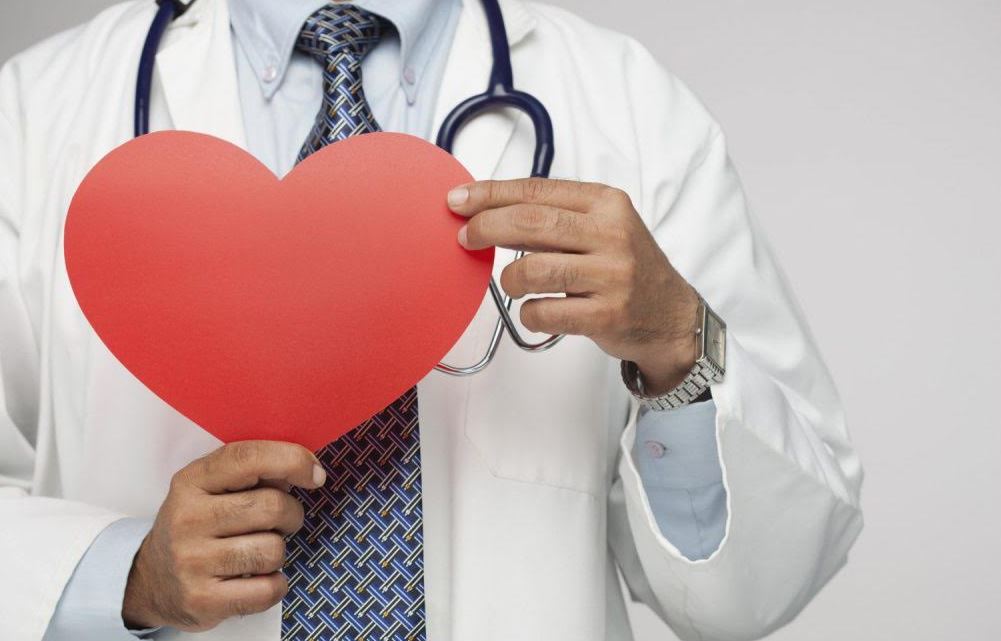 دۇنيەجۇزىلىك كۇرەتامىر گيپەرتونياسى كۇنىنە وراي سكرينينگتەر سەرياسى ءجۇردى