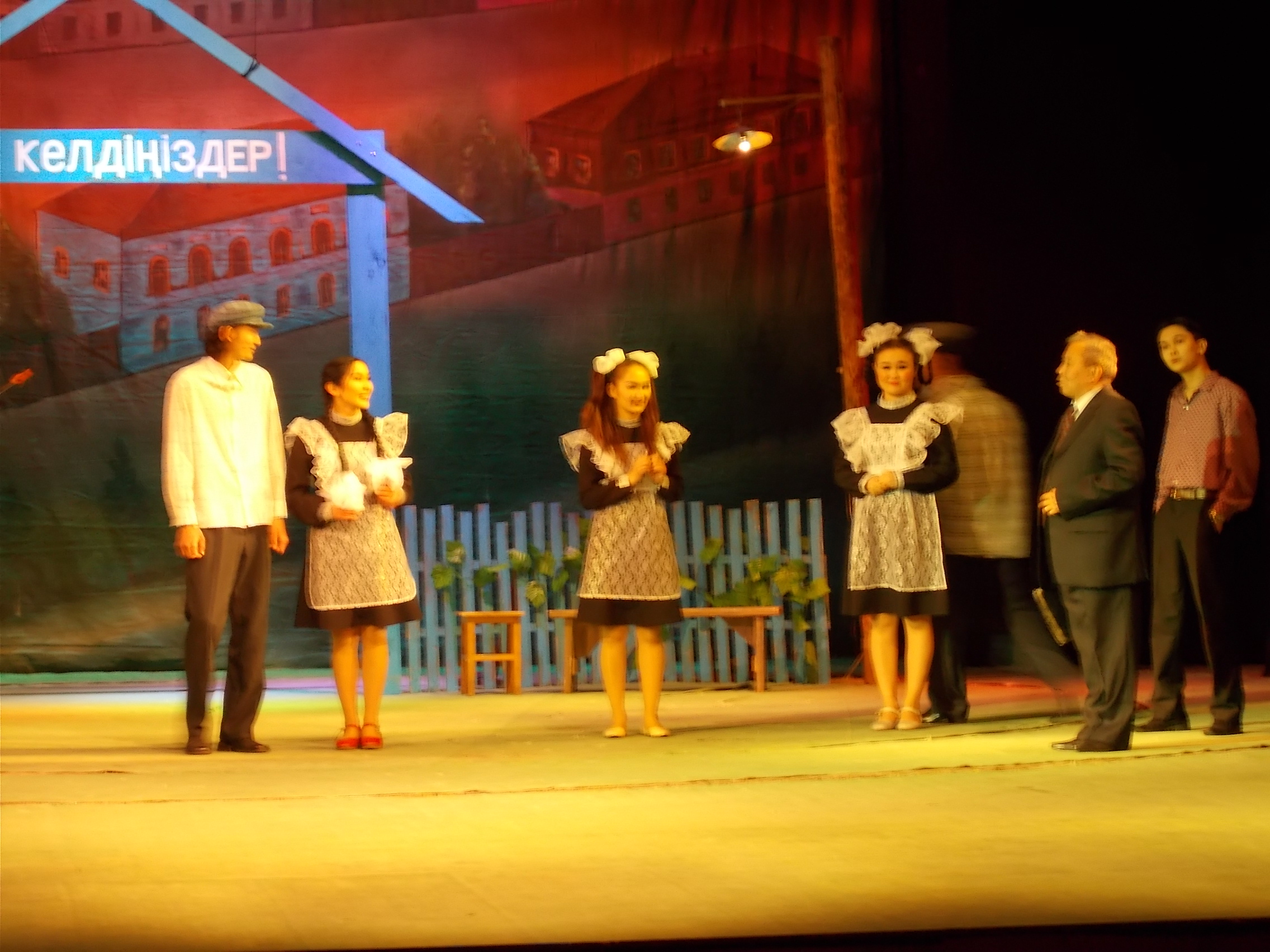 سەمەيدە جۋرناليست, جازۋشى داۋلەت سەيسەن ۇلىنىڭ «جانىبەك ءان سالادى...» پەساسى ساحنالاندى